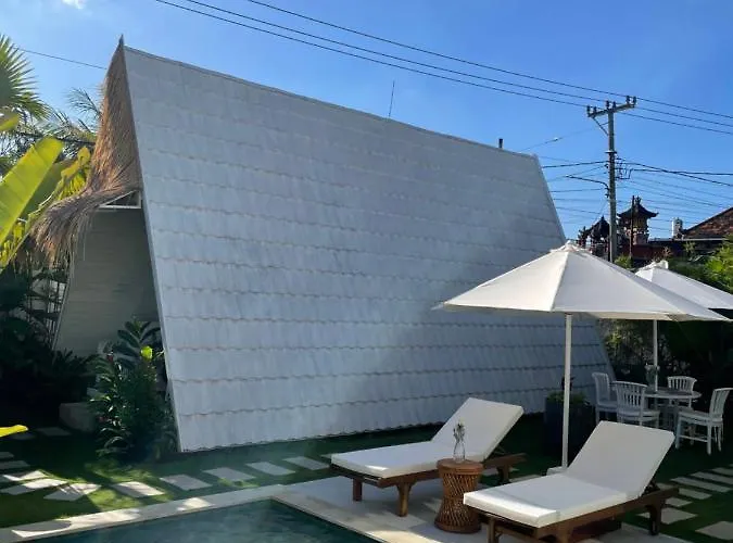 Piramida's White Villa's Bali 4* تْشانغو