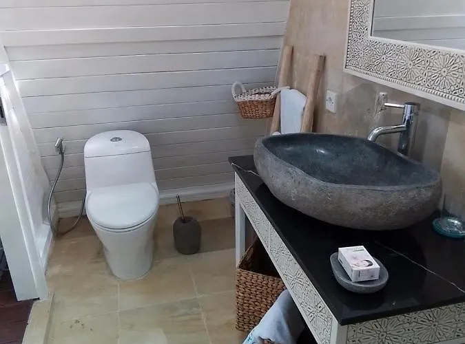 Piramida's White Villa's Bali بيت ضيافة
