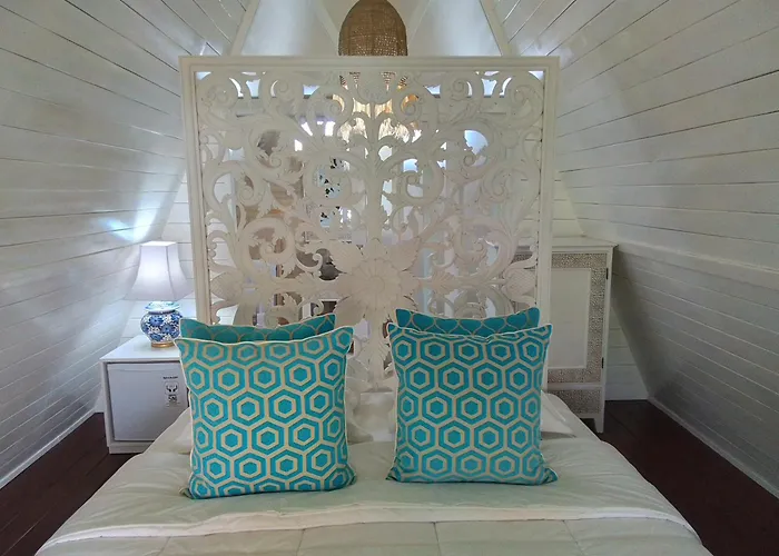 Piramida's White Villa's Bali تْشانغو