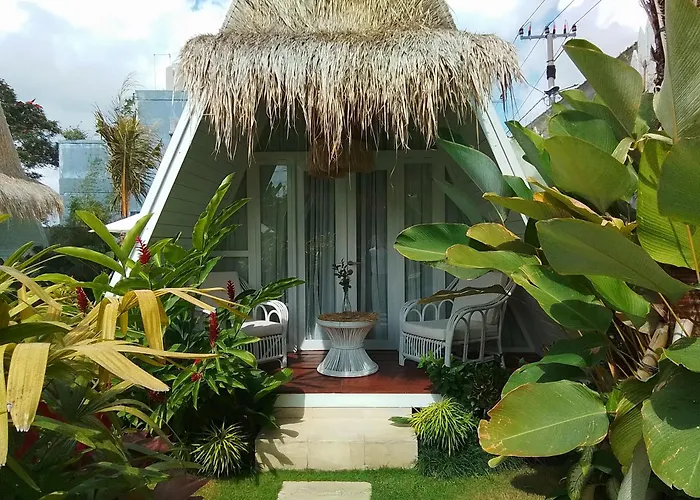 Piramida's White Villa's Bali بيت ضيافة