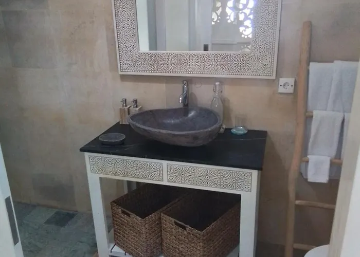 Piramida's White Villa's Bali بيت ضيافة